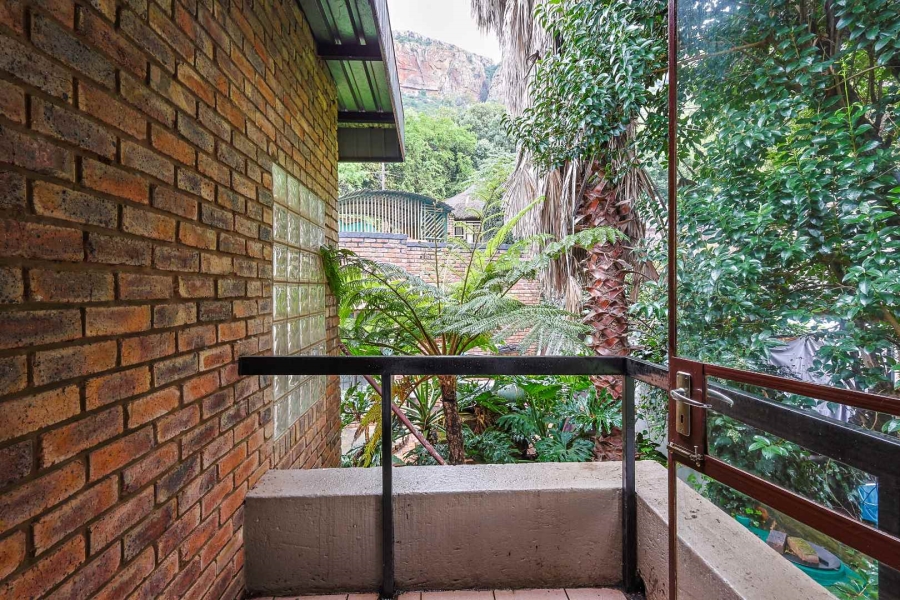 4 Bedroom Property for Sale in Hartbeespoort North West